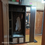 Продаю шкаф для прихожей с зеркалом в хорошем состоянии., Вологда